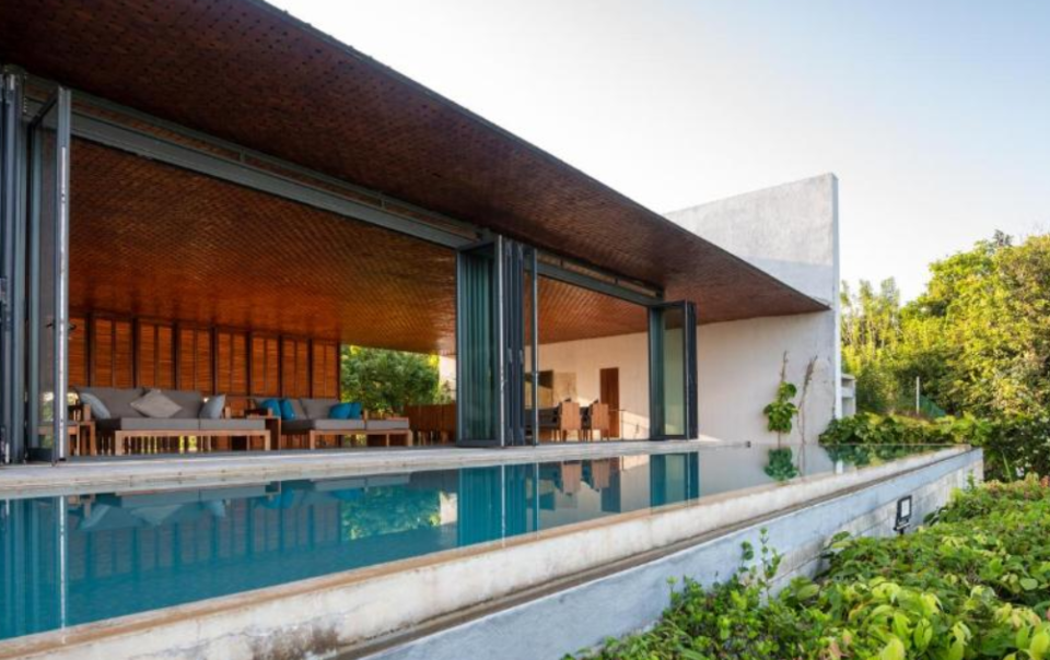 luxury beachfront villas in Sri Lanka by The Serendipity Collection